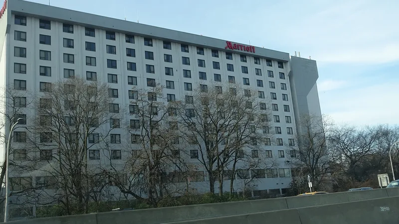 北京暖日商贸有限公司